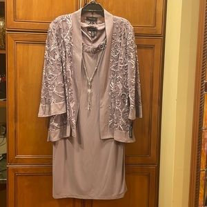 STUNNING Orchid 2 pc dress and jacket with removable necklace by R&M Richards